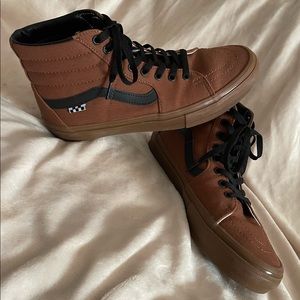 Men’s like new, custom Vans
